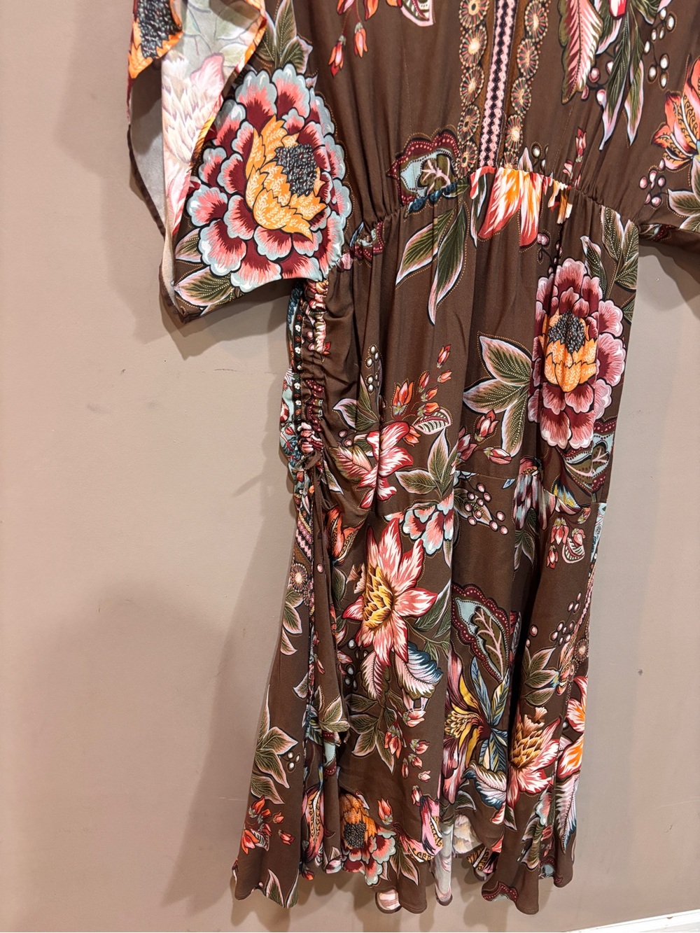Farm Rio x Anthropologie Valentina Ruched Floral Midi Dress Brown Size PM Petite - Picture 3 of 10